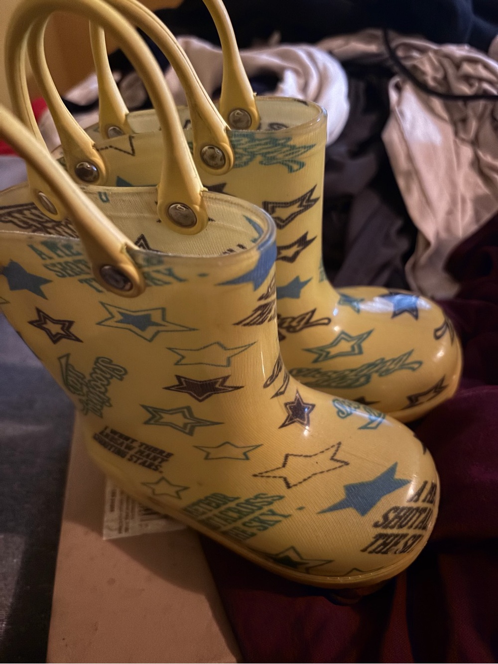 Source Unknown Yellow Star Print Kids Rain Boots